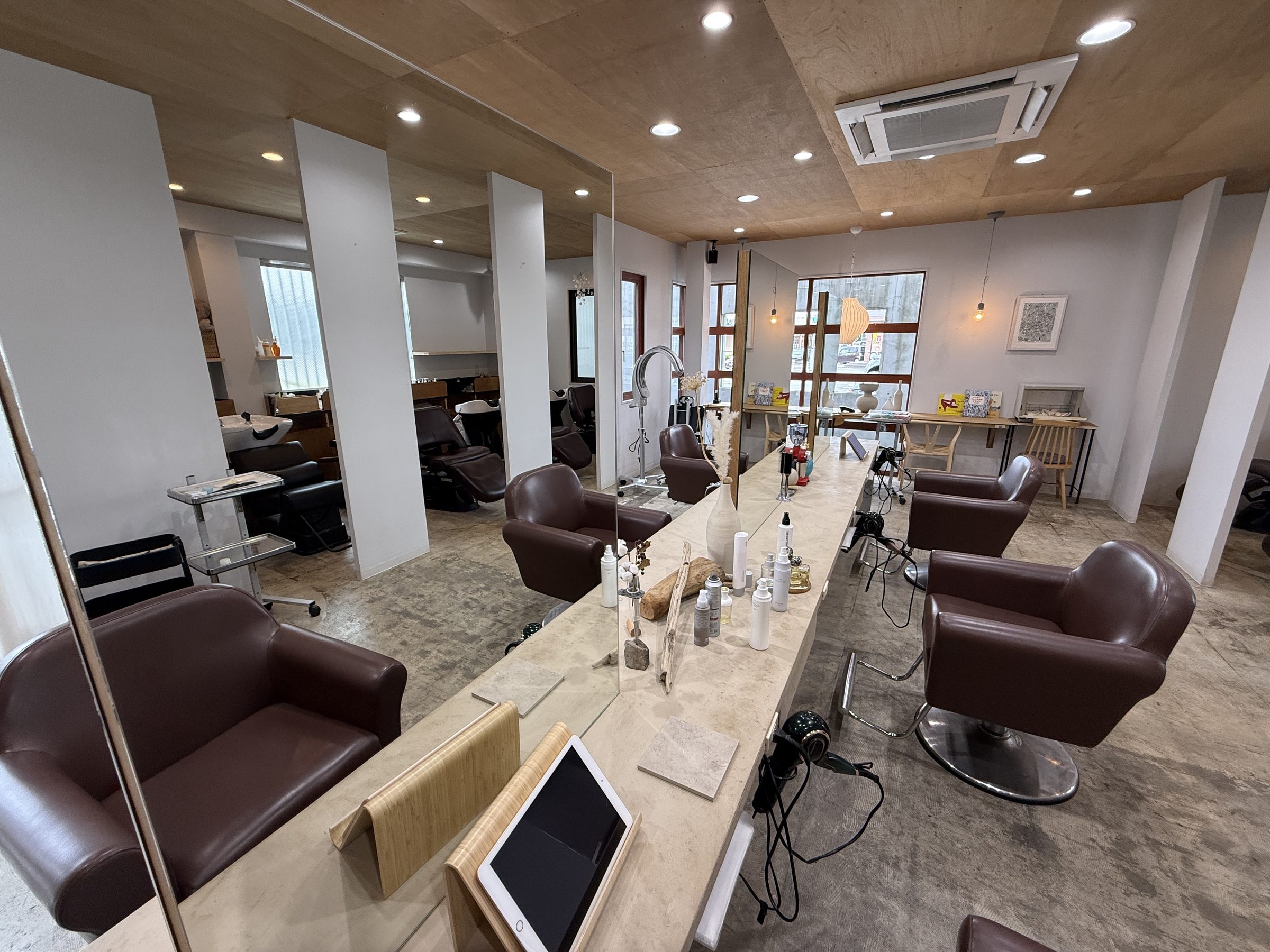 CREO 店内 全景