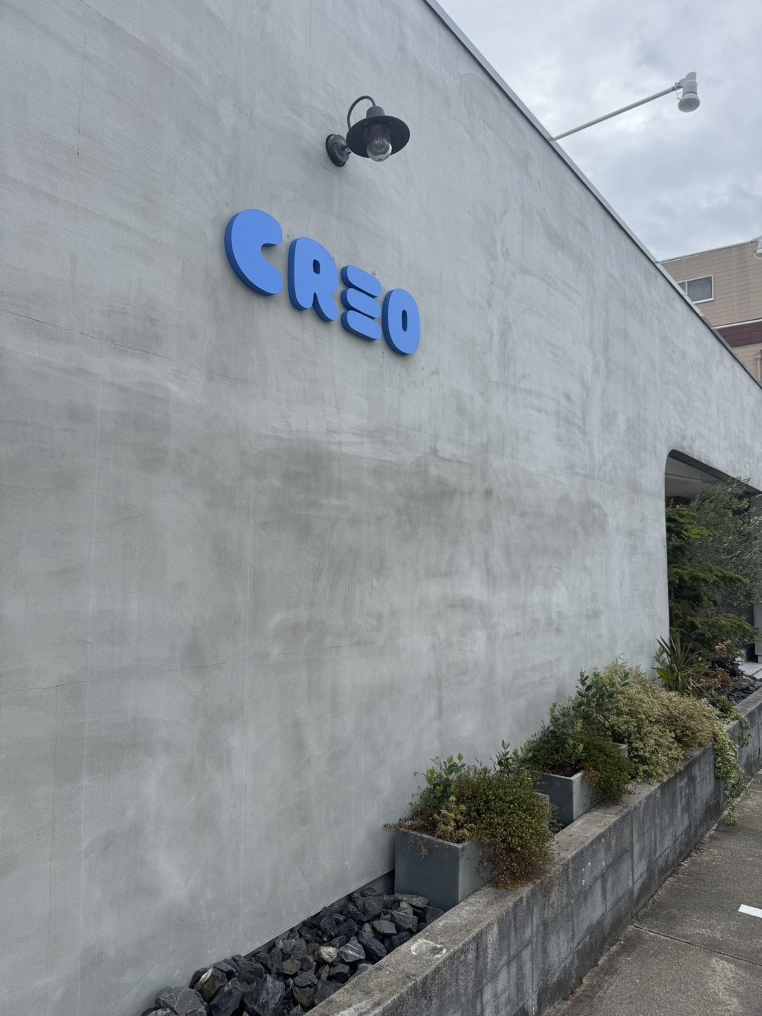 CREO の看板
